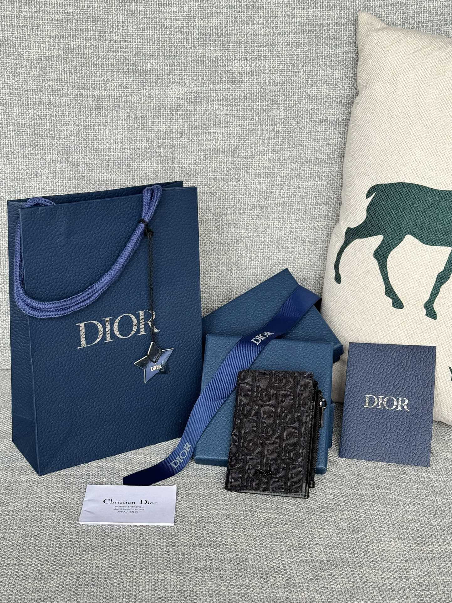 Dior C319 7.7x2x11.4cm 4